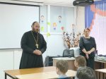 Встреча школьников Каркатеевской школы с отцом Артемием