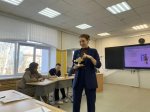 На базе Пойковской второй школы 3 апреля 2026 года прошло заседание районного ресурсного центра «Естественно-научная грамотность». 